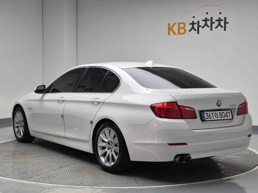 BMW 5 Series - Vista 2