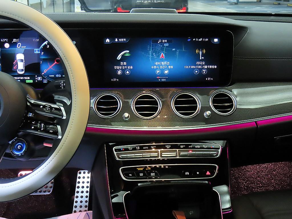 Mercedes Benz E class - Vista 11