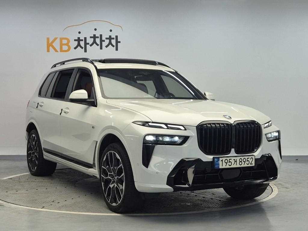 BMW X7 - Vista 4