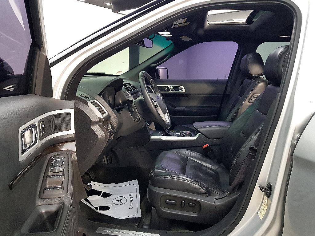 Ford Explorer - Vista 8