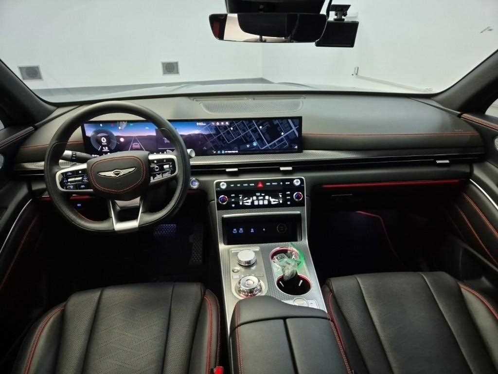 Genesis GV80 - Vista 7