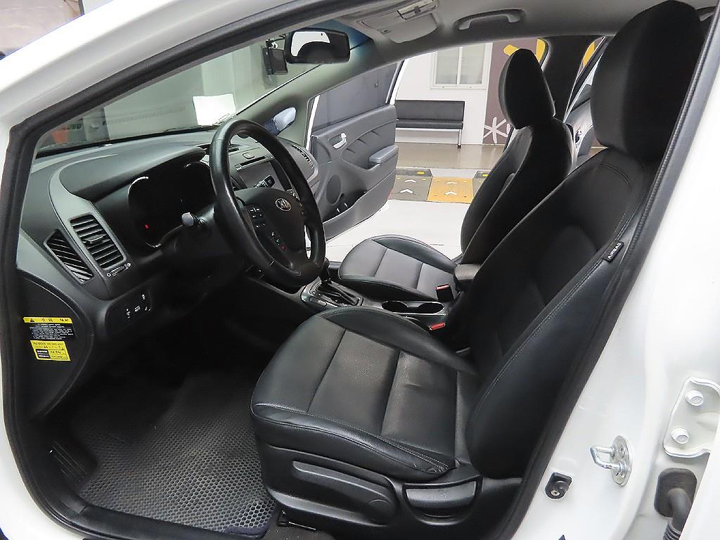 KIA K3 2014 Blanco - Importación desde Corea - HF Imports Iquique - Foto 12