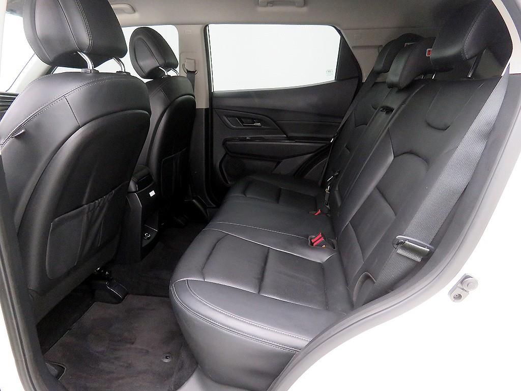 Ssangyong Korando - Vista 7