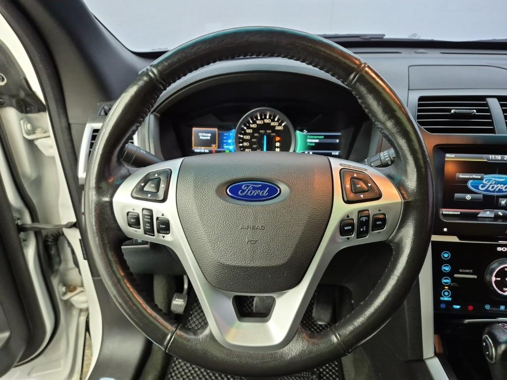 Ford Explorer - Vista 9