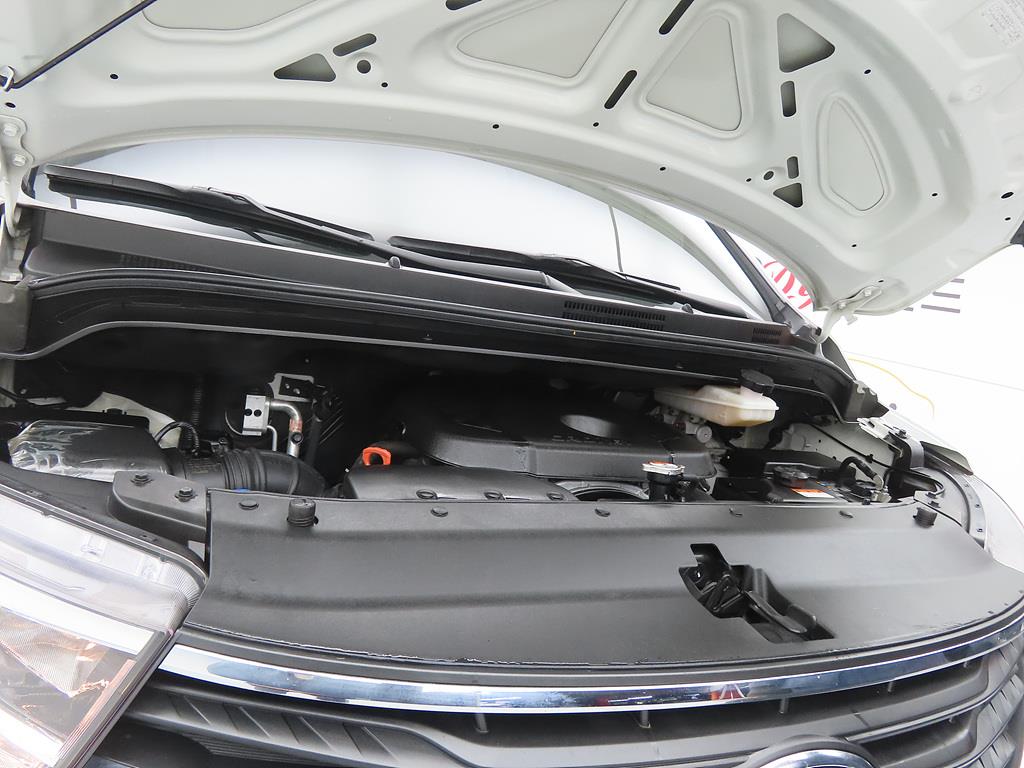 HYUNDAI Starex 2021 Blanco - Importación desde Corea - HF Imports Iquique - Foto 19