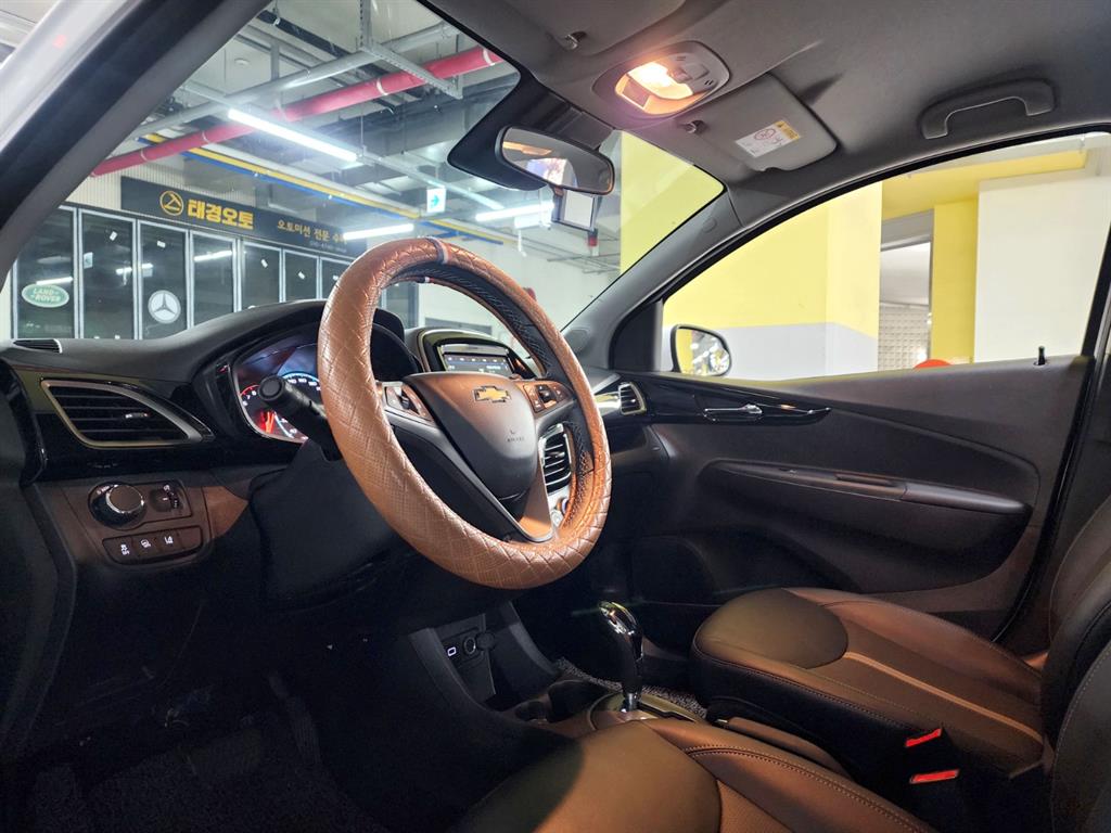 Chevrolet Spark 2022 Blanco - Importación desde Corea - HF Imports Iquique - Foto 13