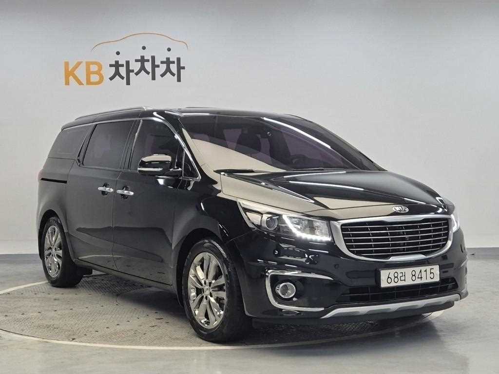 KIA Carnival - Vista 4