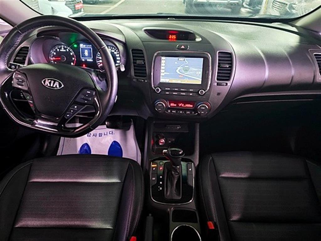 KIA K3 2016 Blanco - Importación desde Corea - HF Imports Iquique - Foto 15