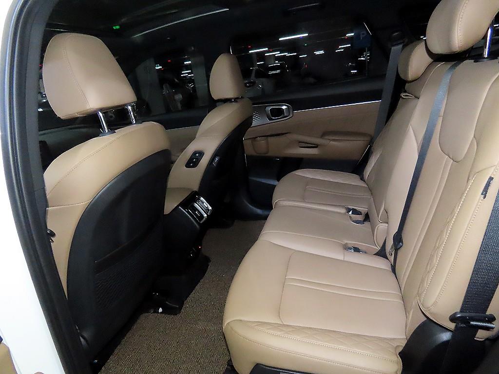 KIA Sorento - Vista 7
