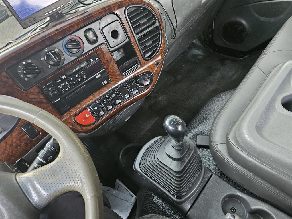 medium and large cargo Cargo - Vista 7