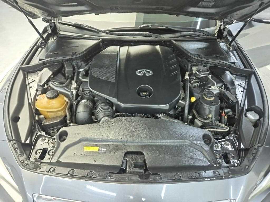 Infiniti Q - Vista 5