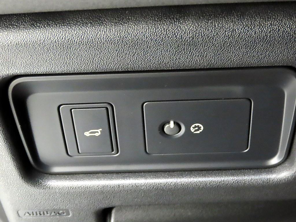 Land Rover Discovery Sports - Vista 12