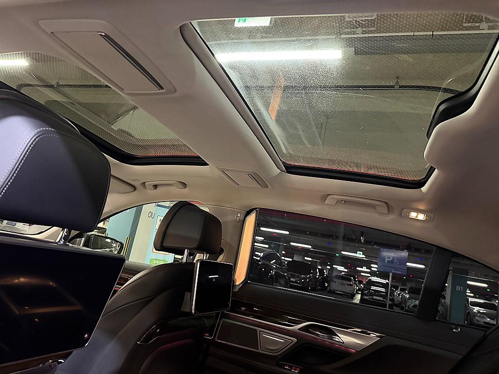 BMW 7 Series 2016 Negro - Importación desde Corea - HF Imports Iquique - Foto 17