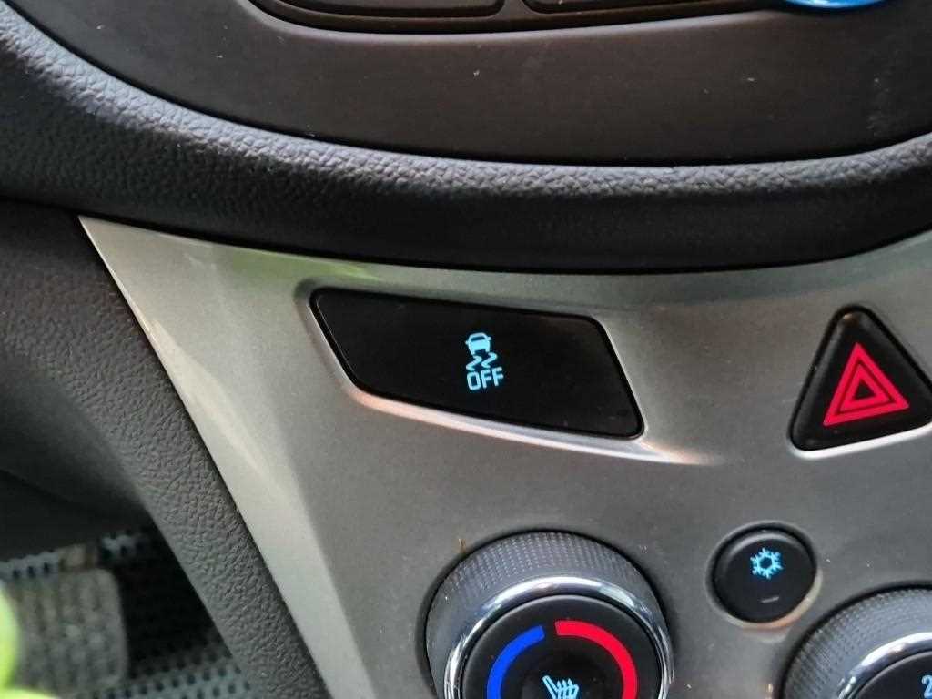 Chevrolet Trax 2016 Blanco - Importación desde Corea - HF Imports Iquique - Foto 17