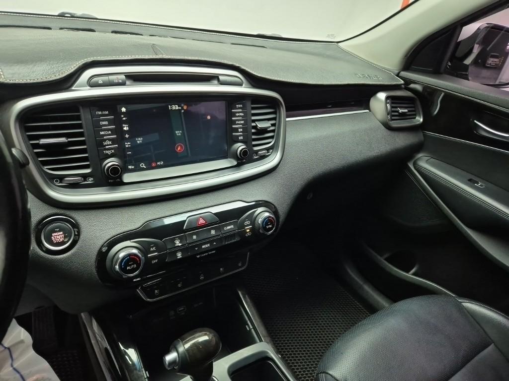 KIA Sorento - Vista 10