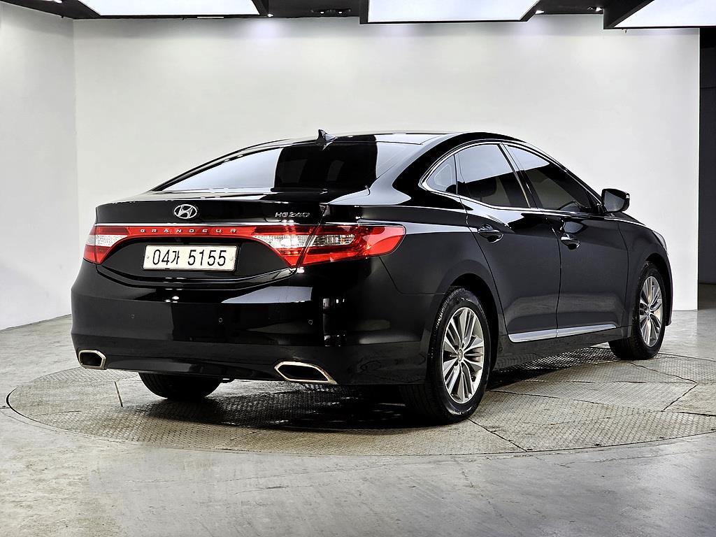 HYUNDAI Grandeur - Vista 4