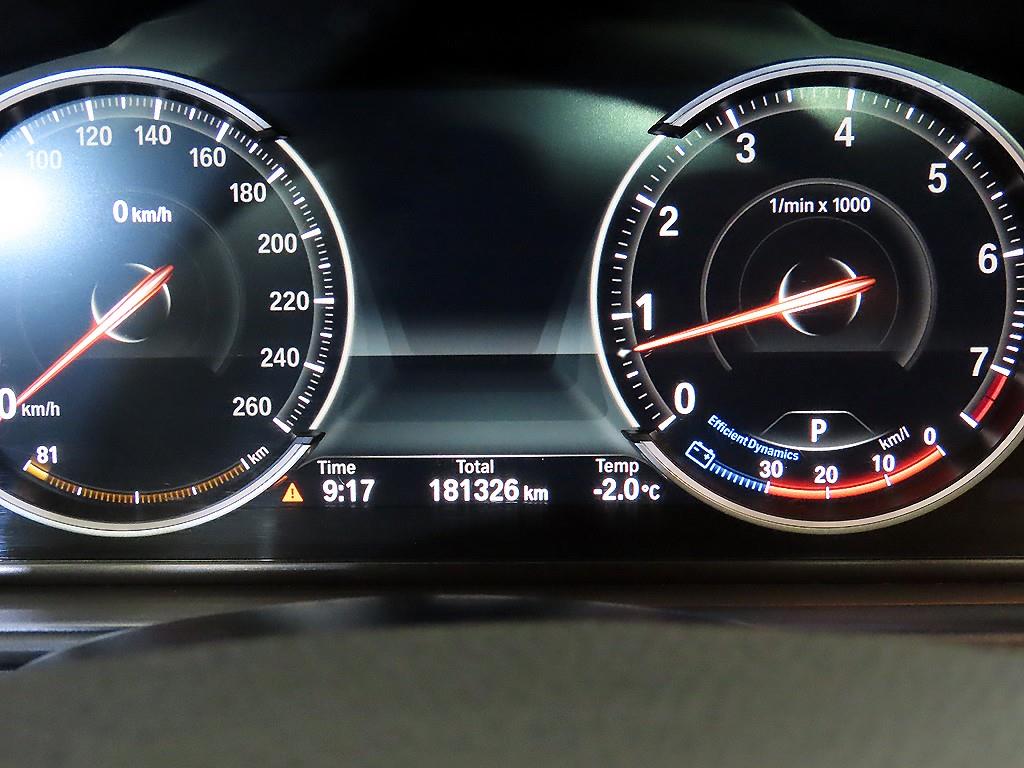 BMW 5 Series - Vista 9