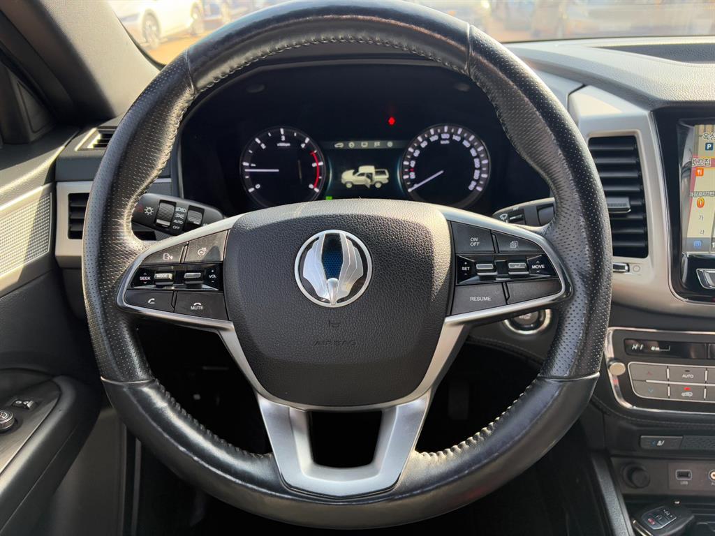 Ssangyong Rexton 2019 Negro - Importación desde Corea - HF Imports Iquique - Foto 15