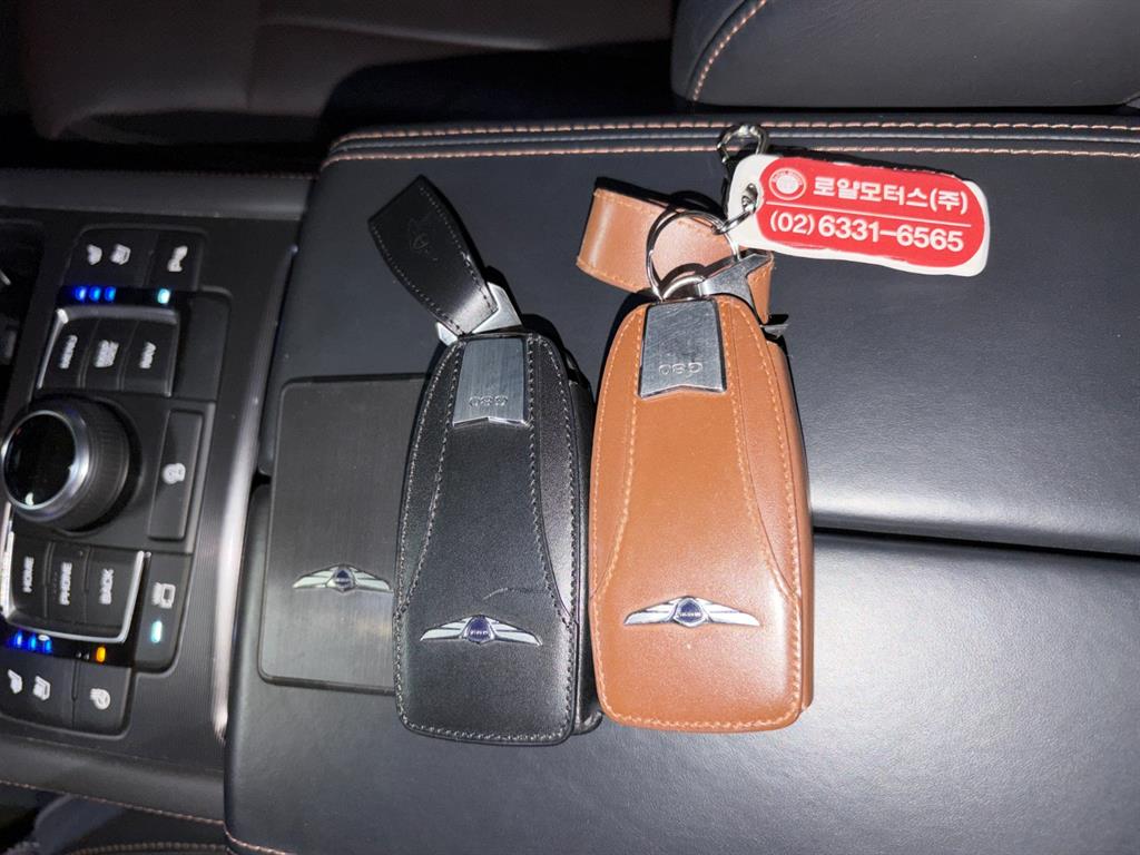 Genesis G80 2016 Negro - Importación desde Corea - HF Imports Iquique - Foto 16