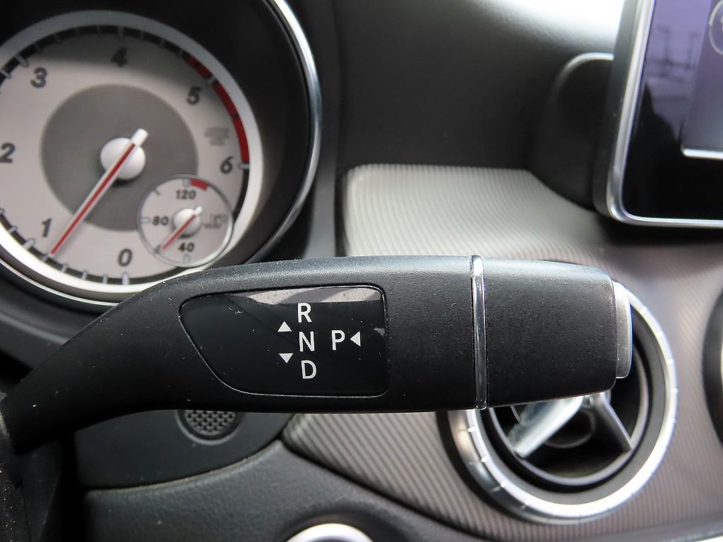 Mercedes Benz CLA Class - Vista 10