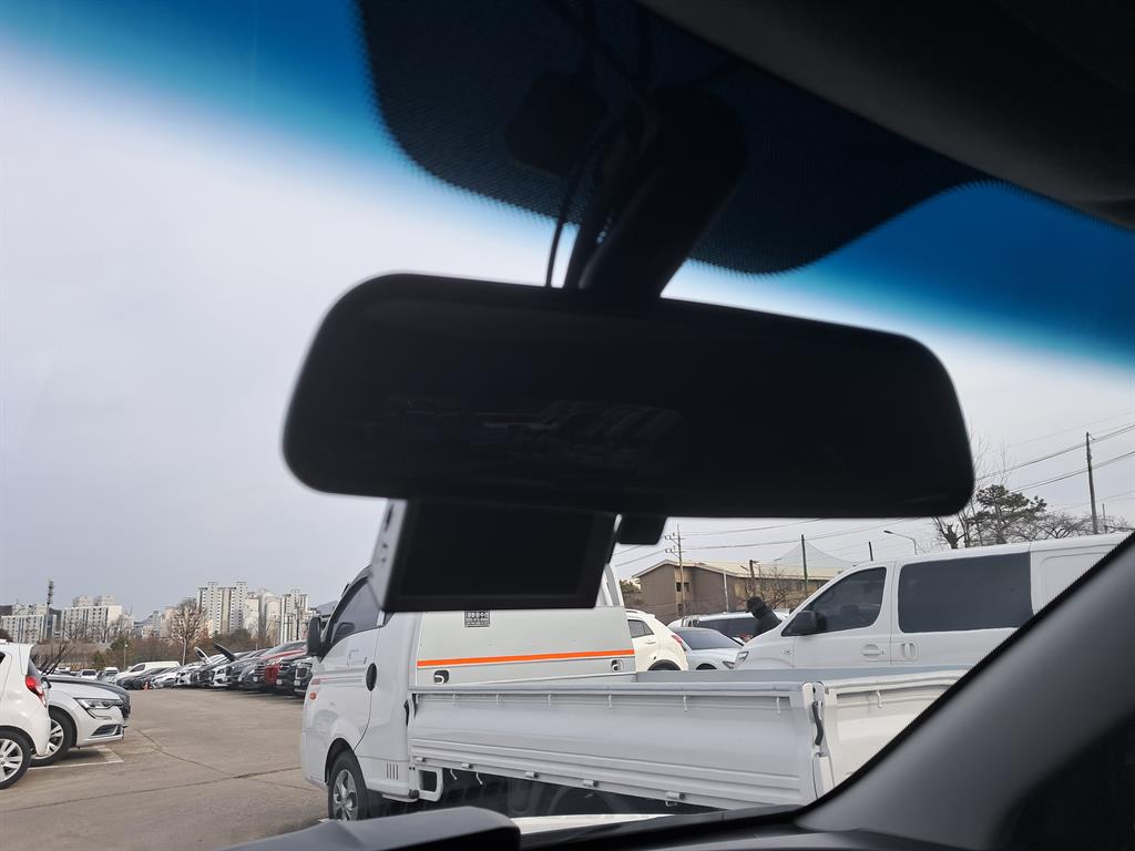 Ssangyong Tivoli - Vista 11