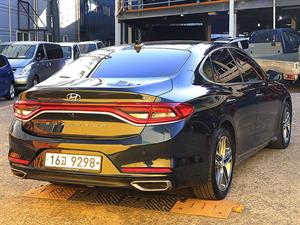 HYUNDAI Grandeur - Vista 8