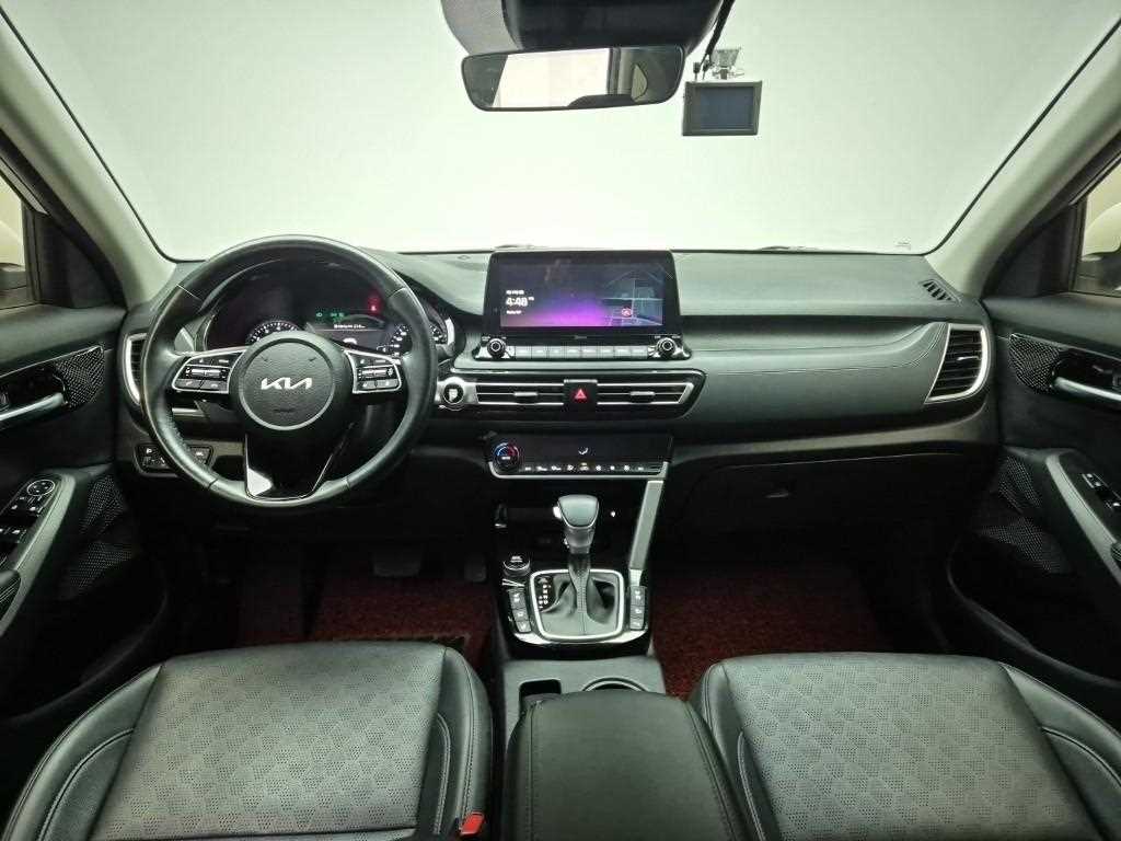 KIA Seltos - Vista 7