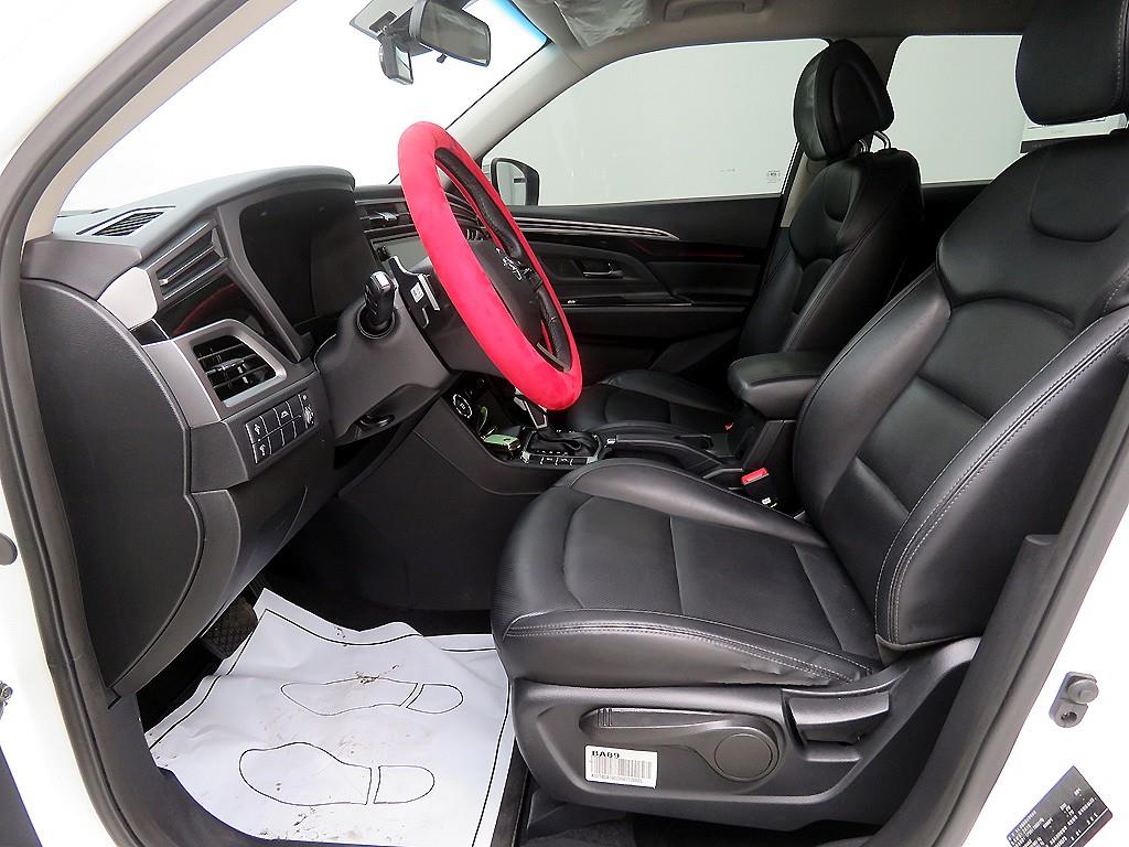 Ssangyong Korando - Vista 6