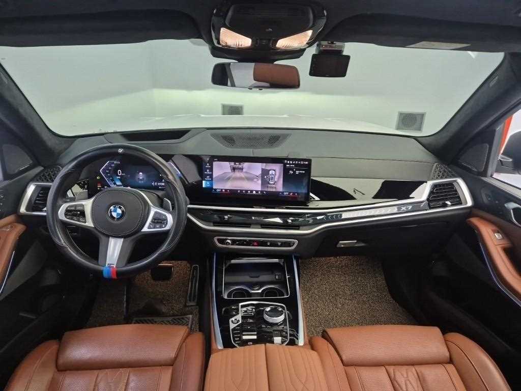 BMW X7 - Vista 6