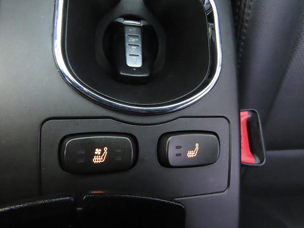 Ssangyong Korando - Vista 12