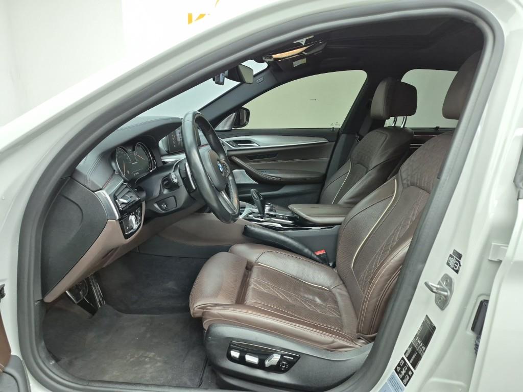 BMW 5 Series - Vista 11