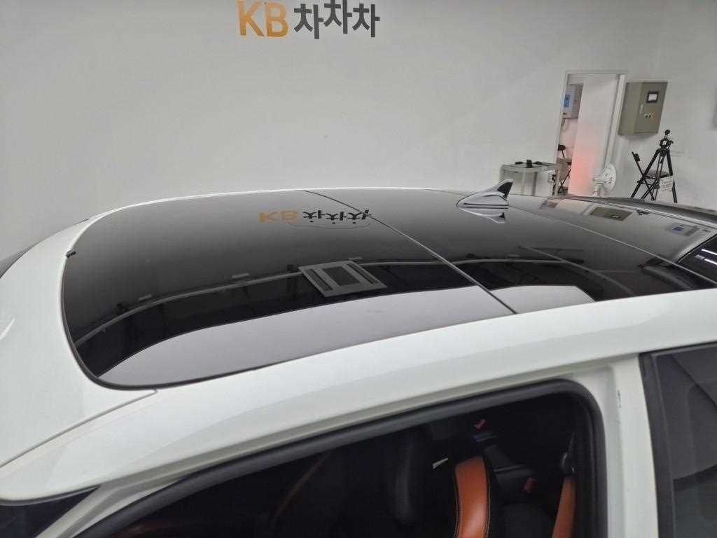 HYUNDAI Veloster 2016 Blanco - Importación desde Corea - HF Imports Iquique - Foto 13