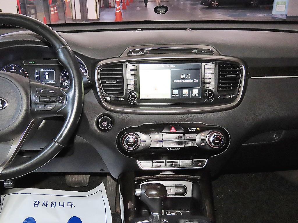 KIA Sorento - Vista 11