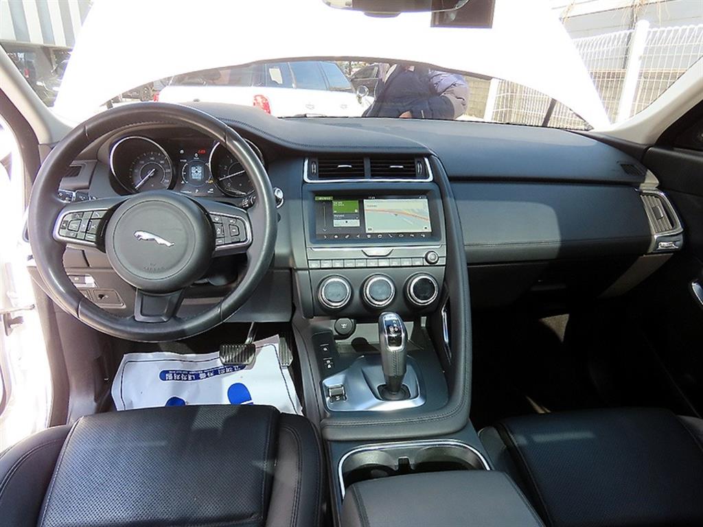 Jaguar E-PACE - Vista 7