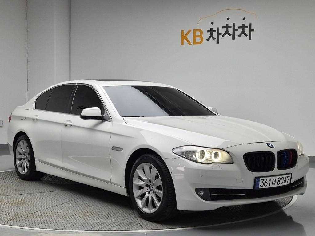 BMW 5 Series - Vista 4