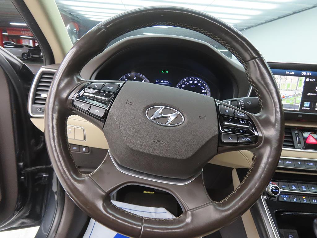 HYUNDAI Grandeur - Vista 8