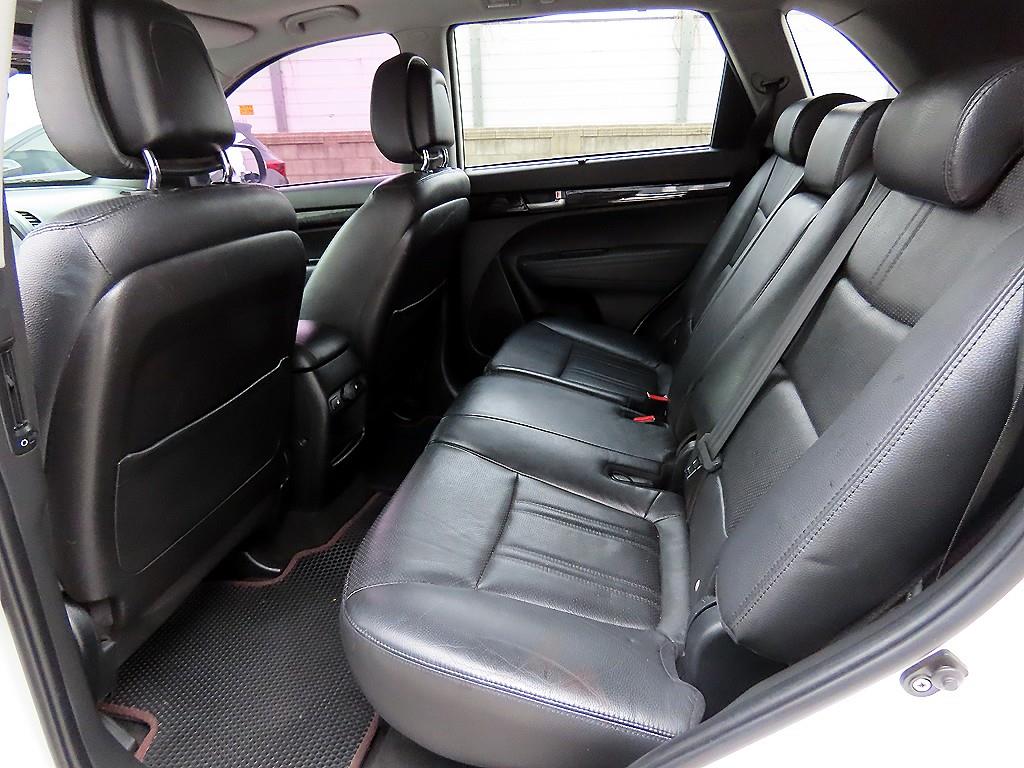KIA Sorento - Vista 6