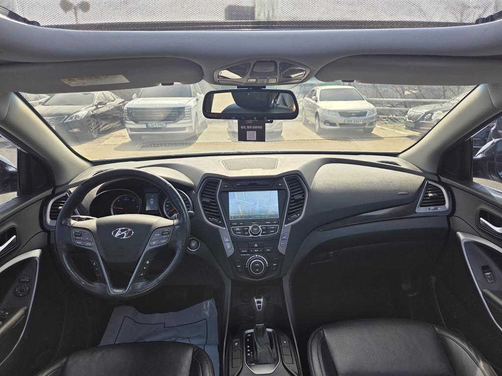 HYUNDAI Santa Fe - Vista 6