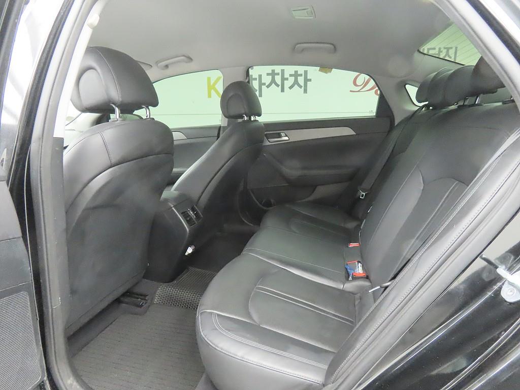 HYUNDAI Sonata - Vista 6