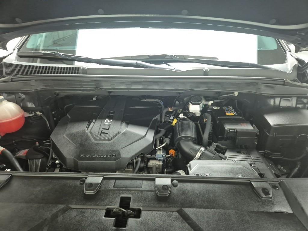 KIA Carnival - Vista 5