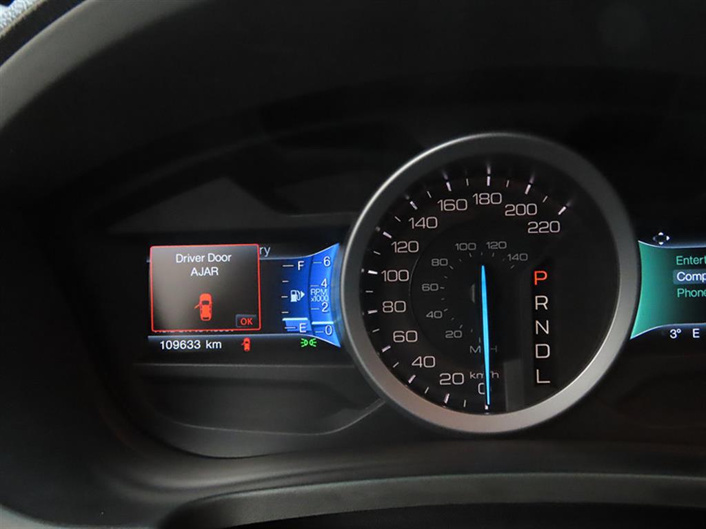 Ford Explorer - Vista 8