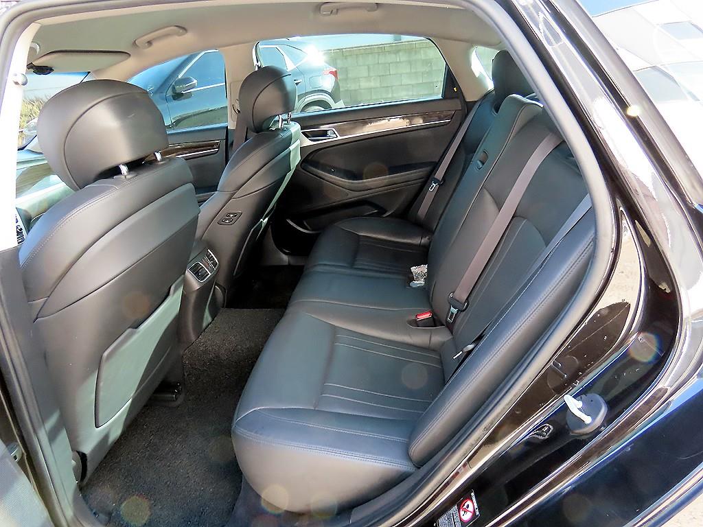 Genesis G80 - Vista 6