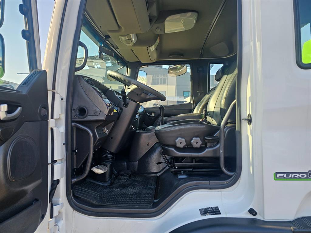 medium and large cargo Special - Vista 8