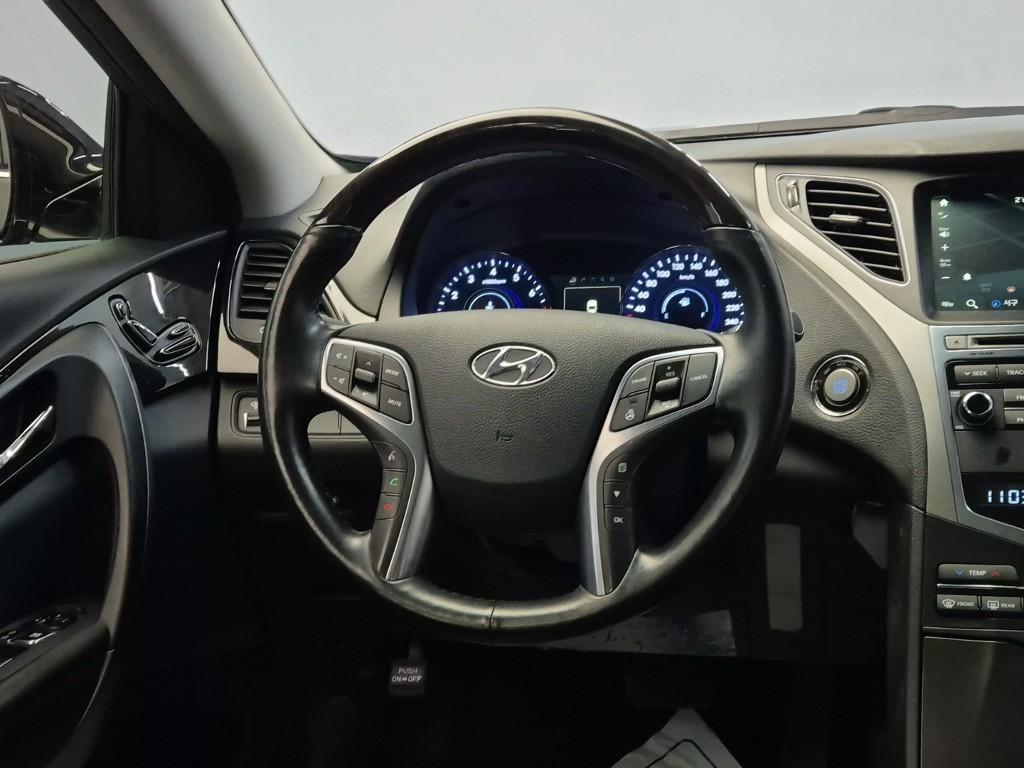 HYUNDAI Grandeur - Vista 9