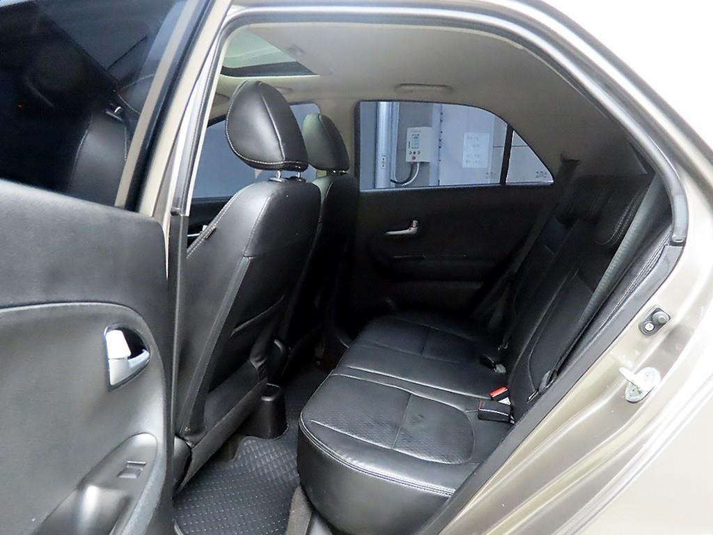 KIA Morning - Vista 6