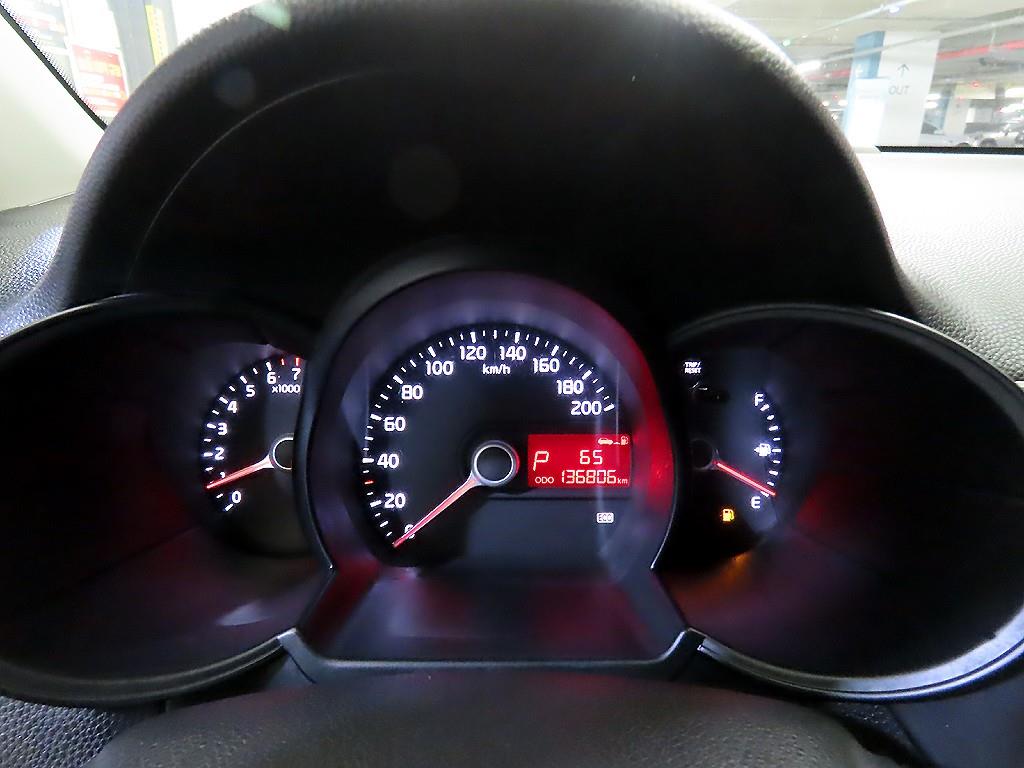 KIA Morning - Vista 9