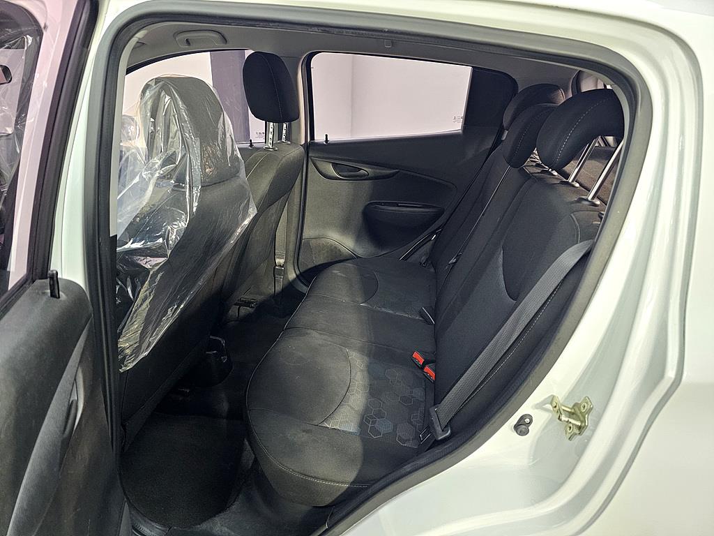 Chevrolet Spark - Vista 9