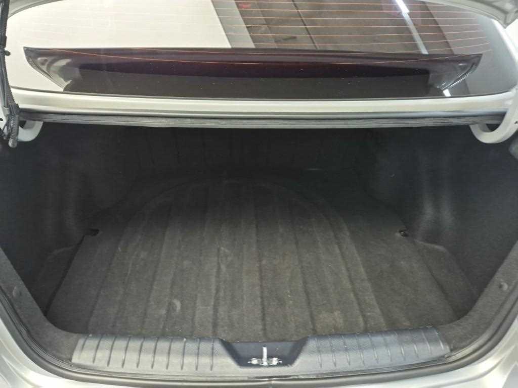 KIA Pride 2015 Plateado - Importación desde Corea - HF Imports Iquique - Foto 16