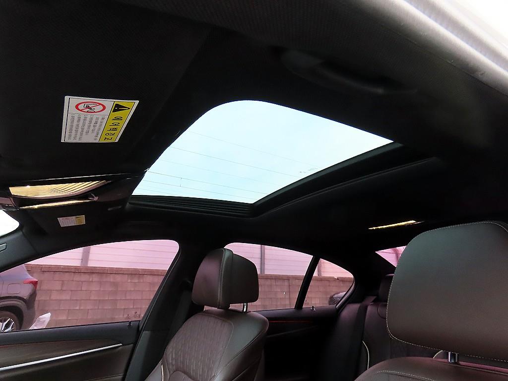 BMW 5 Series 2017 Blanco - Importación desde Corea - HF Imports Iquique - Foto 17