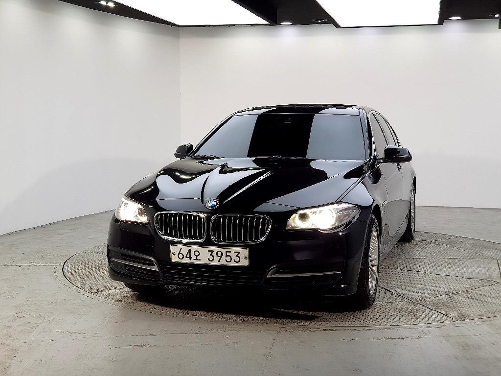 BMW 5 Series - Vista 2